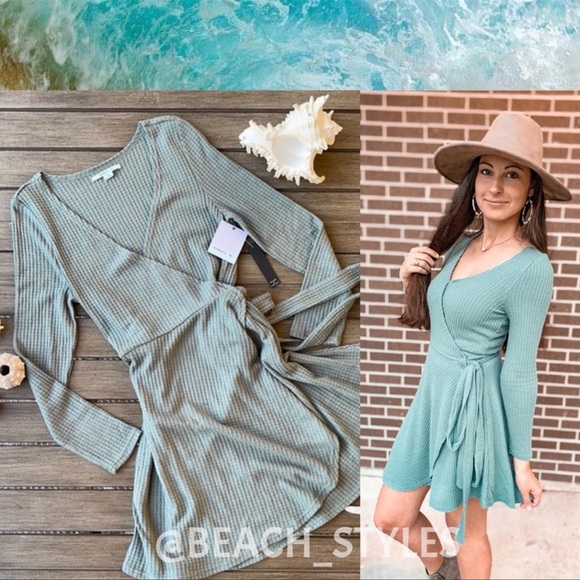 O'Neill Dresses & Skirts - 🌴🔆O’Neill- WRESTLING WRAP DRESS🔆🌴